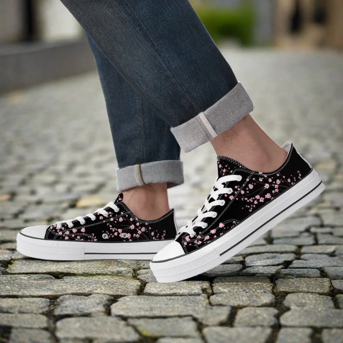 Dark Night Sakura Classic Low Top